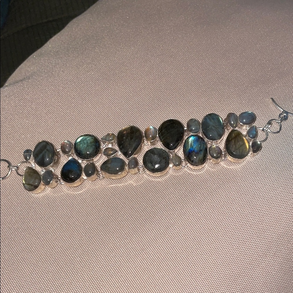 Elegant Silver Bracelet (NWOT) with Labradorite Stones